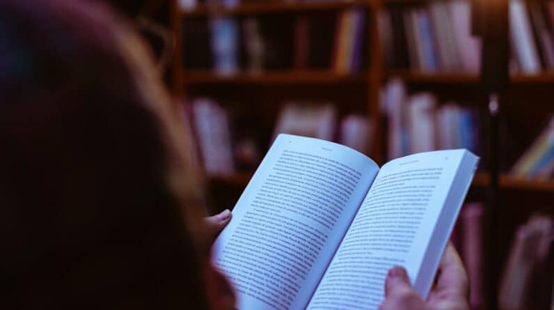 Photo Academic Reading Improvement